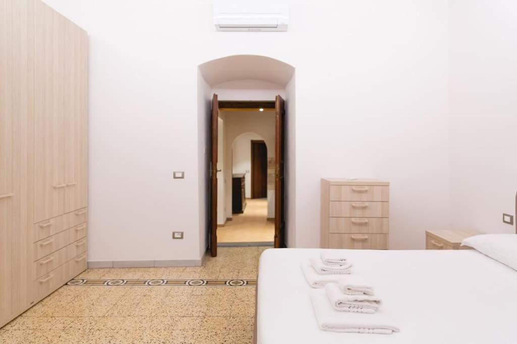 Cozy And Charmin 3Br Apartment Steps By Duomo Florenz Exterior foto